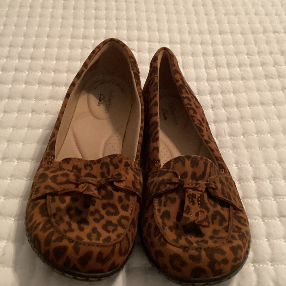 Clarks Brown Leopard Print Flats